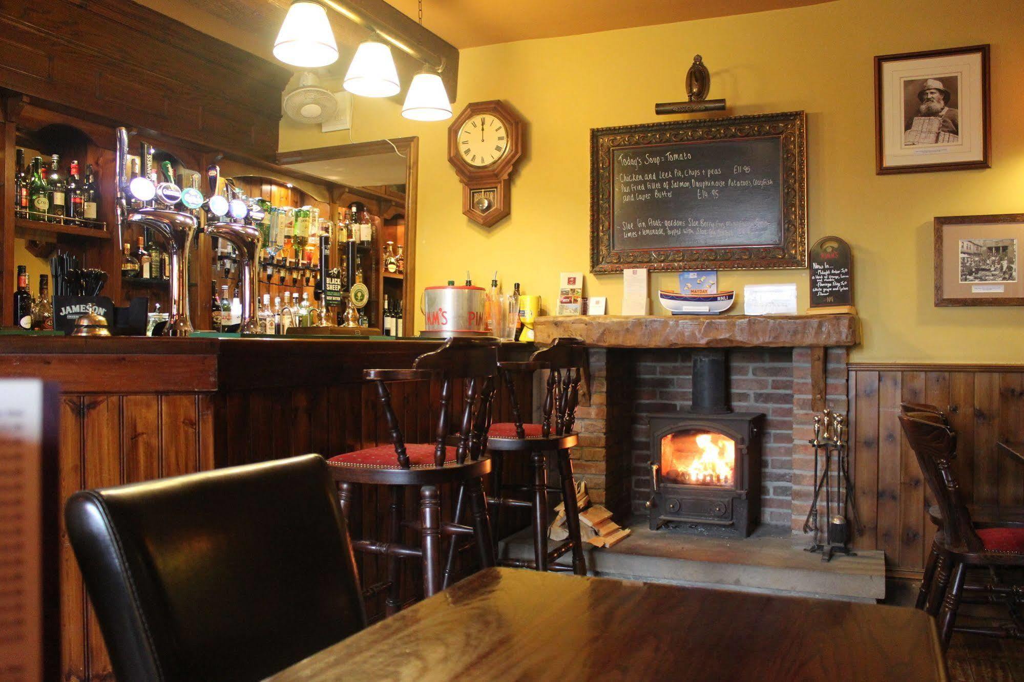 Mallyan Spout Hotel Goathland Zewnętrze zdjęcie